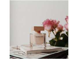 Finding the Best Online Perfume Store and Exploring the Enchanting Aroma of Iris