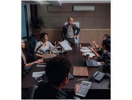 Business Lawyer for Secure and Clear Shareholder Agreements
