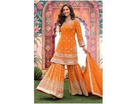 Indian Designer Dresses Online | Like A Diva