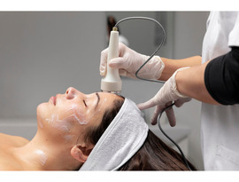 Expert Advanced Facials | Refresh, Renew, and Revitalize