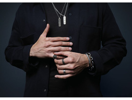 Classic Commitment Refined with a Mens Gold Band