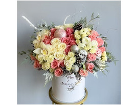 Premium Christmas Flowers Delivered at Affordable Prices in USA — Holiday Blooms for Every Celebrati