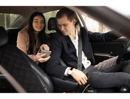 How Convenient Is a Taxi Melbourne CBD to Airport for Business Travellers?